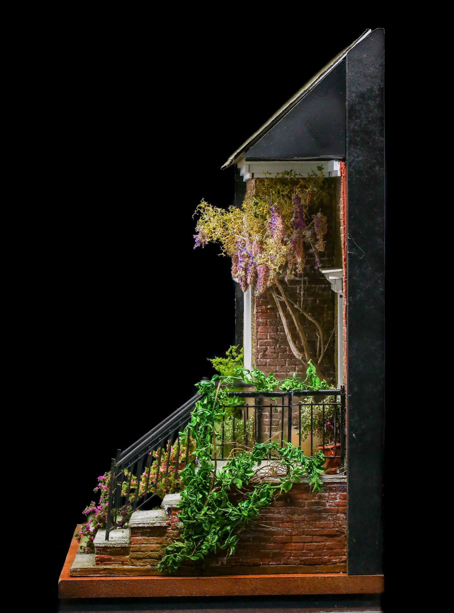 Andreas Rousounelis “English Doorway”